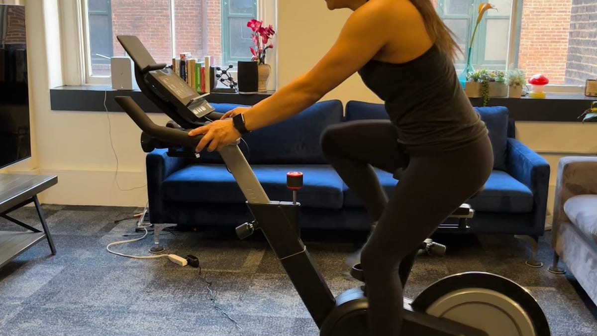 I’m CNET’s Resident Fitness Expert and These Are the 9 Fitness Tech Items I Swear By
