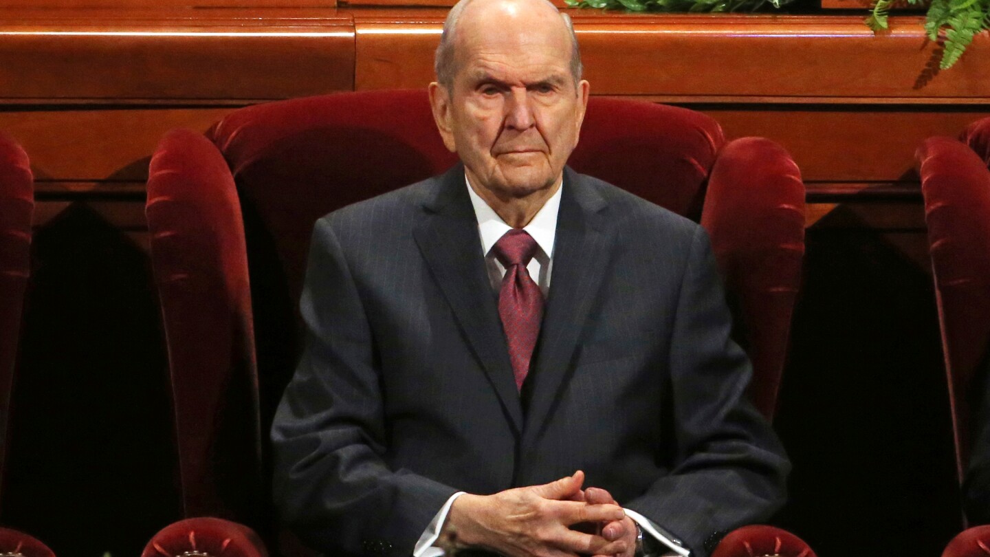 President of The Church of Jesus Christ of Latter-day Saints dies